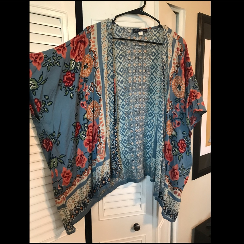 Floral kimono